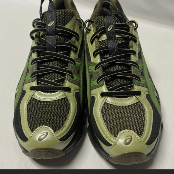 ASICS Men's Kinetic Kiko Kostadinov Green and Black Running Shoes - Picture 6 of 6